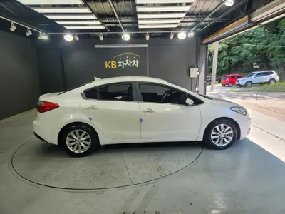 Kia K3 2014, 113918 км, за 3019.56 USD - фото 8