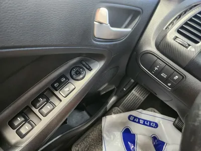 Kia K3 2014, 113918 км, за 3019.56 USD - фото 15