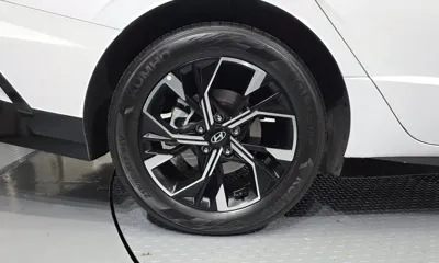 Hyundai Sonata 2025, 58375 км, за 13615.64 USD