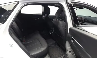Hyundai Sonata 2025, 58375 км, за 13615.64 USD - фото 12