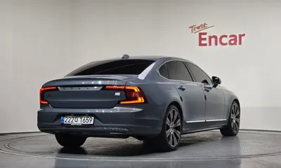 Volvo S90 2021, 71705 км, за 23125.2 USD