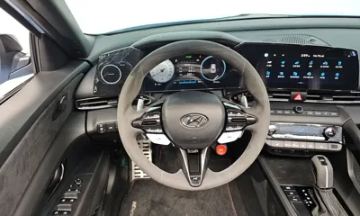 Hyundai Avante 2023, 49132 км, за 18442.64 USD - фото 13