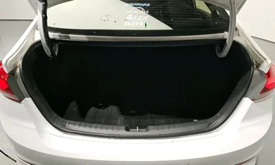 Hyundai Avante 2018, 91184 км, за 6180.07 USD - фото 20