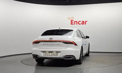Hyundai Grandeur 2020, 119725 км, за 11049.73 USD