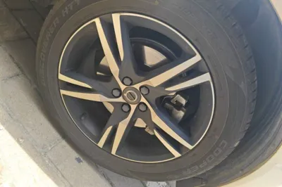 Volvo XC60 2021, 71000 км, за 21457 USD