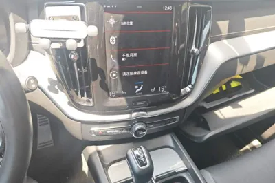 Volvo XC60 2021, 71000 км, за 21457 USD - фото 10