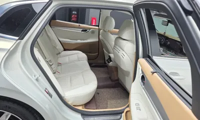 Hyundai Grandeur 2022, 45317 км, за 16742.68 USD - фото 12