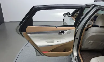 Hyundai Grandeur 2022, 45317 км, за 16742.68 USD - фото 25