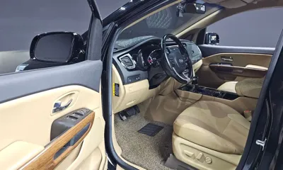 Kia Canival 2016, 73455 км, за 11100.1 USD - фото 11