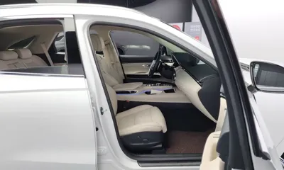 Genesis GV70 2023, 84018 км, за 22794.84 USD - фото 10