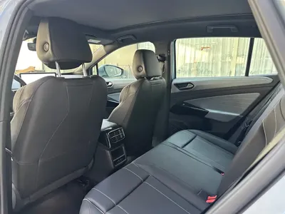 Volkswagen ID.4 X 2024, 11000 км, за 13545.93 USD - фото 8