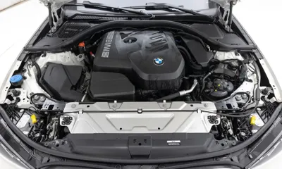 BMW 3-Series 2025, 9763 км, за 25496.67 USD - фото 6