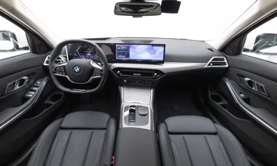 BMW 3-Series 2025, 9763 км, за 25496.67 USD - фото 8