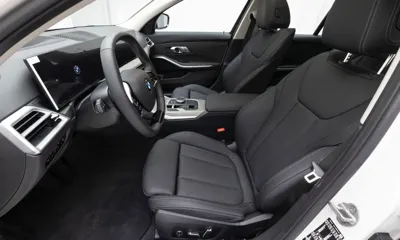 BMW 3-Series 2025, 9763 км, за 25496.67 USD - фото 10
