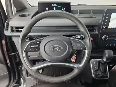 Hyundai Staria 2023, 54760 км, за 13981.88 USD - фото 8