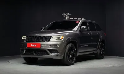Jeep Cherokee · 2021 год