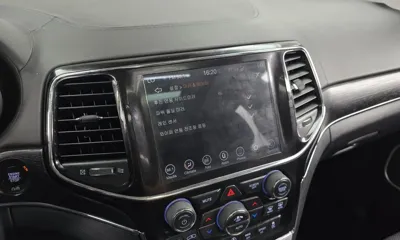 Jeep Cherokee 2021, 51135 км, за 17517.2 USD - фото 27