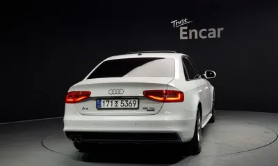 Audi A4 2015, 163754 км, за 3612.72 USD
