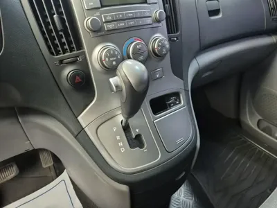 Hyundai Starex 2016, 164816 км, за 5054.48 USD - фото 8