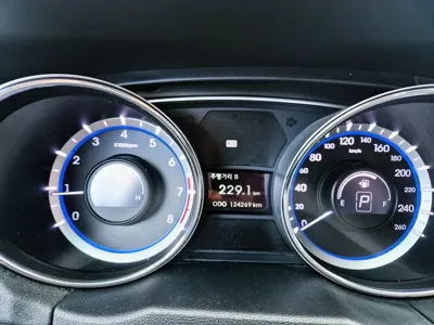 Hyundai Sonata 2011, 124269 км, за 2297.49 USD - фото 11