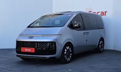 Hyundai Staria · 2023 год