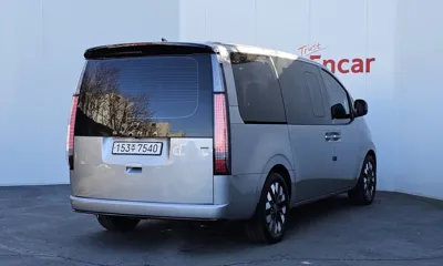 Hyundai Staria 2023, 40655 км, за 23112.56 USD