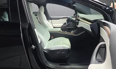Tesla Model X 2023, 54094 км, за 90228.06 USD - фото 26