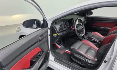 Hyundai Avante 2018, 130380 км, за 6449.51 USD - фото 10
