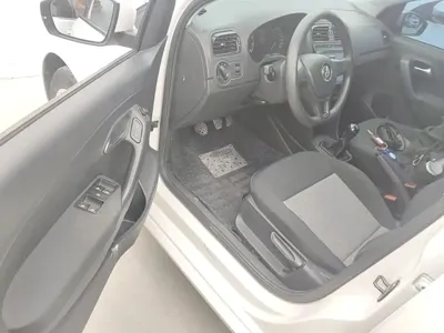Volkswagen Polo 2017, 88800 км, за 3134.14 USD - фото 16