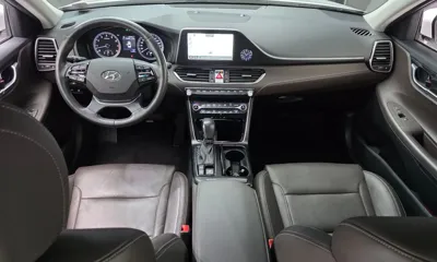 Hyundai Grandeur 2019, 79338 км, за 21682.3 USD - фото 7