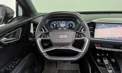 Audi Q4 e-tron 2022, 59412 км, за 25684.19 USD - фото 13