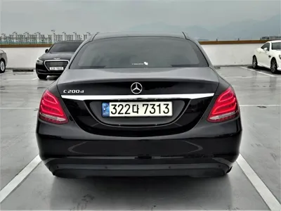 Mercedes-Benz C-Class 2018, 67436 км, за 11815.68 USD