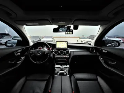 Mercedes-Benz C-Class 2018, 67436 км, за 11815.68 USD - фото 7