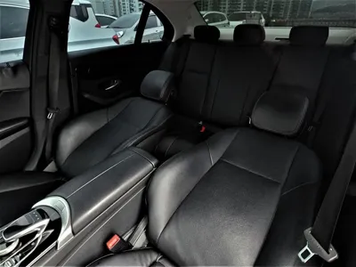 Mercedes-Benz C-Class 2018, 67436 км, за 11815.68 USD - фото 19