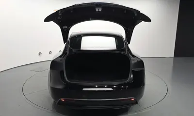Tesla Model 3 2024, 59895 км, за 29838.12 USD - фото 31
