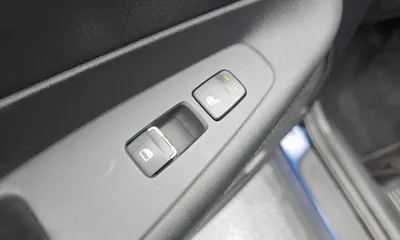 Hyundai Santafe 2019, 59346 км, за 12026.26 USD - фото 28