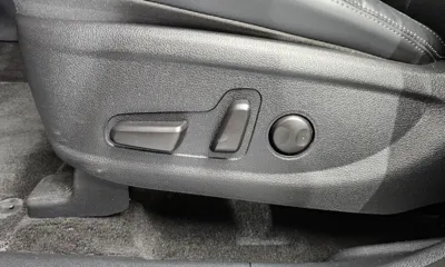 Hyundai Santafe 2019, 59346 км, за 12026.26 USD - фото 30