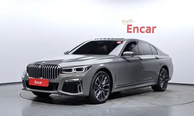 BMW 7-Series · 2020 год