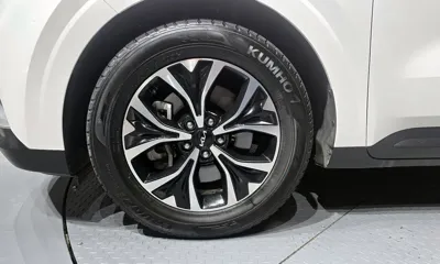 Kia Canival 2023, 80382 км, за 17001.44 USD