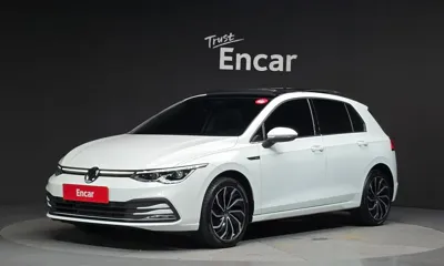 Volkswagen Golf · 2023 год