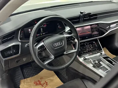 Audi A7L 2024, 13000 км, за 39862.81 USD
