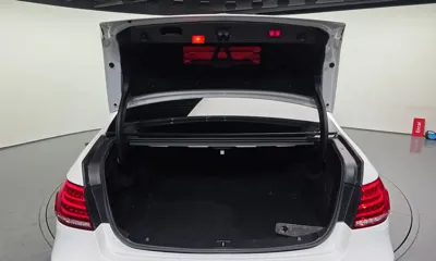 Mercedes-Benz E-Class 2016, 188967 км, за 8205.33 USD - фото 20