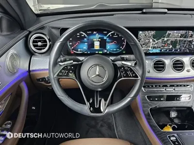 Mercedes-Benz E-Class 2021, 40941 км, за 26855.65 USD - фото 13
