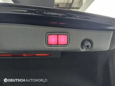 Mercedes-Benz E-Class 2021, 40941 км, за 26855.65 USD - фото 20