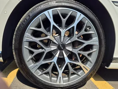 Genesis G90 2023, 40040 км, за 59734.8 USD