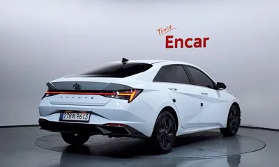 Hyundai Avante 2021, 104160 км, за 10634.11 USD