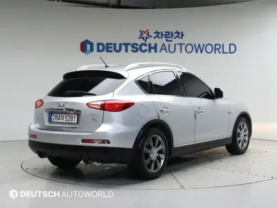 Infiniti EX 2012, 115285 км, за 3501.82 USD