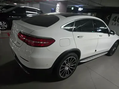 Mercedes-Benz GLC-Class 2019, 62563 км, за 22768.69 USD