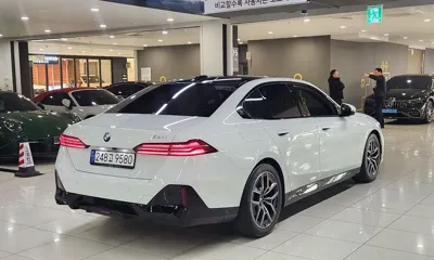 BMW 5-Series 2024, 17150 км, за 39319.94 USD