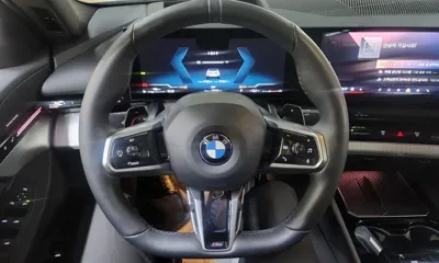 BMW 5-Series 2024, 17150 км, за 39319.94 USD - фото 12
